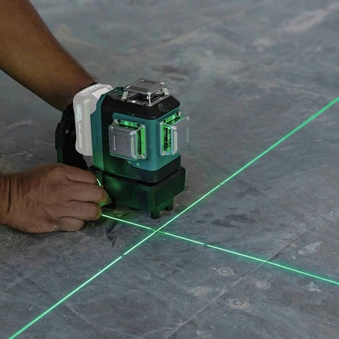 Makita SK700GD 12V max CXT® Self-Leveling 360° 3-Plane Green Laser