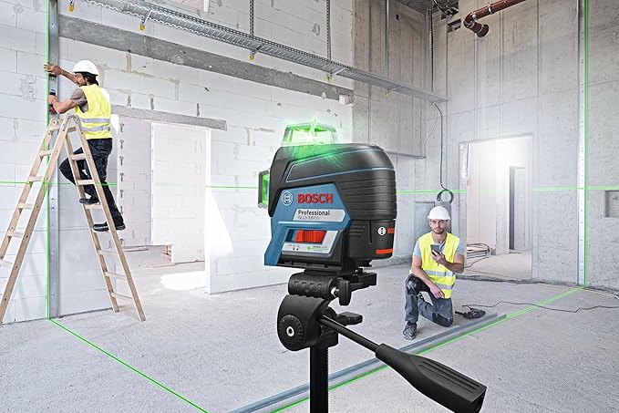 Bosch GLL3-330CG 360-Degree Three-Plane Alignment Line Laser – Precision Laser Level with Green Beam for Professional Use